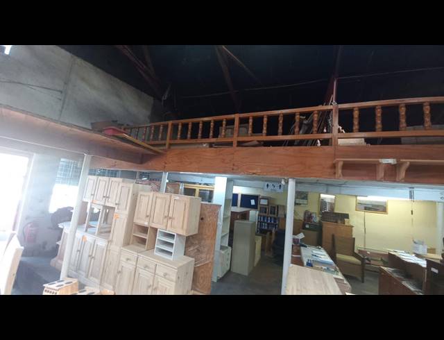 400M² WAREHOUSE FOR SALE IN FORDSBURG